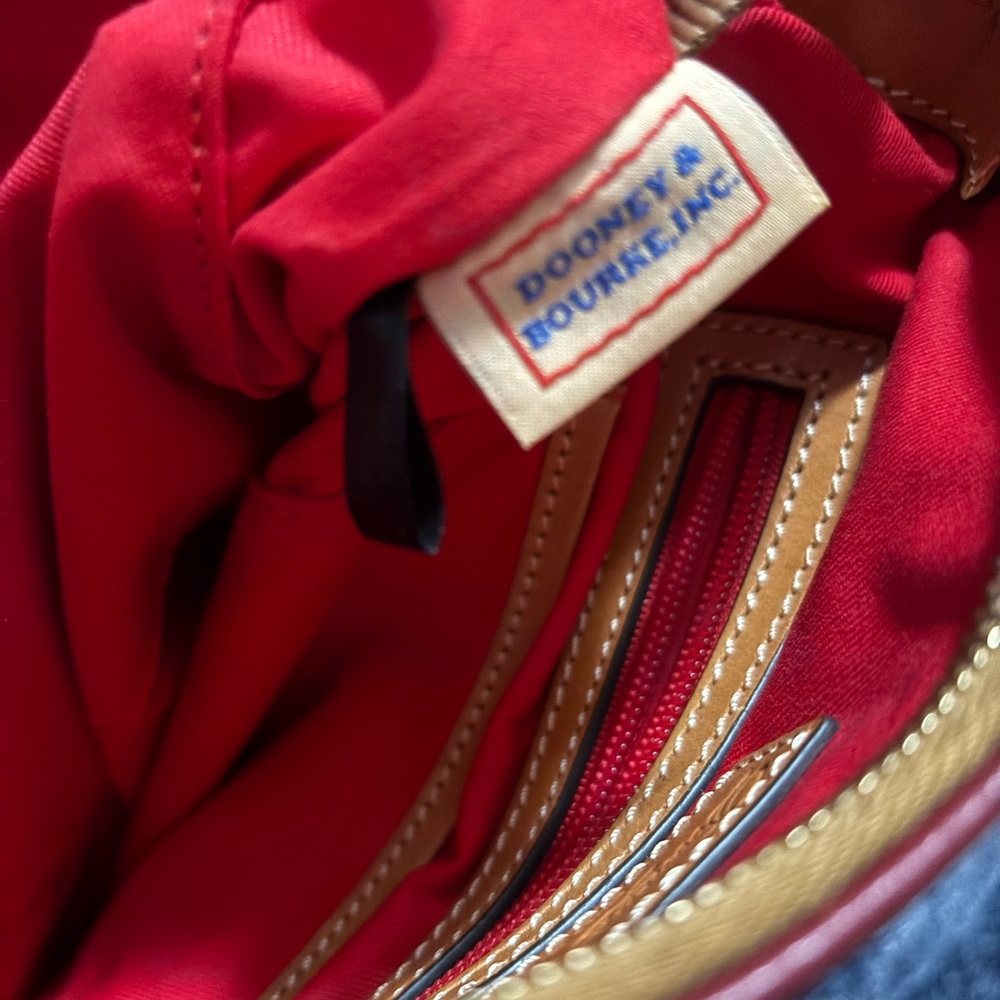 Dooney & Bourke mulberry and Tan Crossbody Bag - Picture 6 of 13